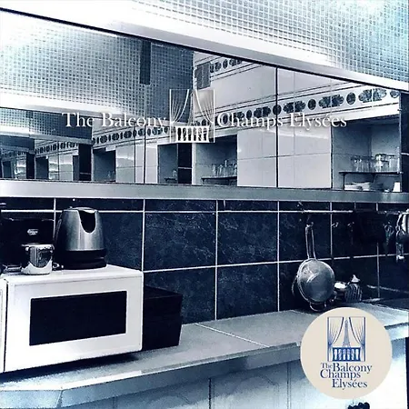 Balcony -view -champs Elysees